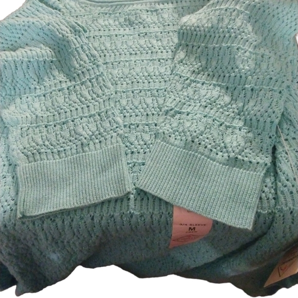 Mint Green Crew Neck Eyelet Sweater St. John's 3/4 Sleeved Beachy Layering NWT M - Picture 9 of 11
